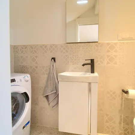Apartman Placa Njivice Exterior foto