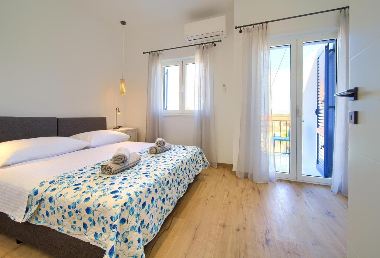 Apartment Placa Njivice